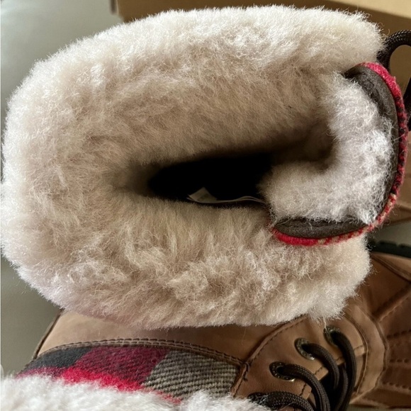 UGG Brown and Plaid Winter Boots - Picture 6 of 9